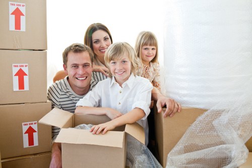 Residential moving truck support for a flat move in Kentishtown