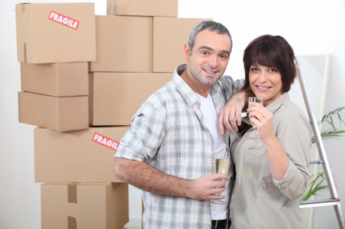 Business and home moving van support available in Kentishtown and nearby areas